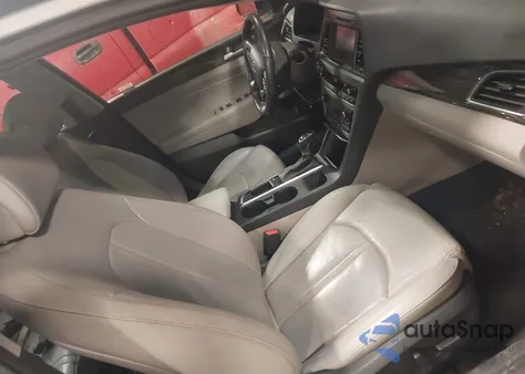 2015 Hyundai Sonata Limited z USA, uszkodzony, nr VIN 5NPE34AF1FH048285